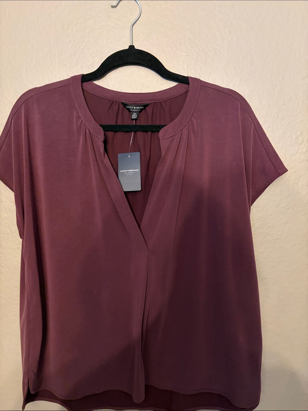 Lucky Brand Plum V-Neck Short-Sleeve Blouse